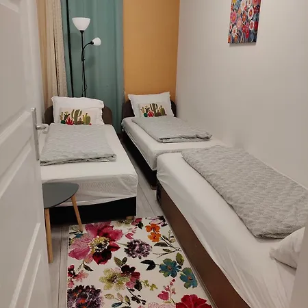Sunshine Apartment *